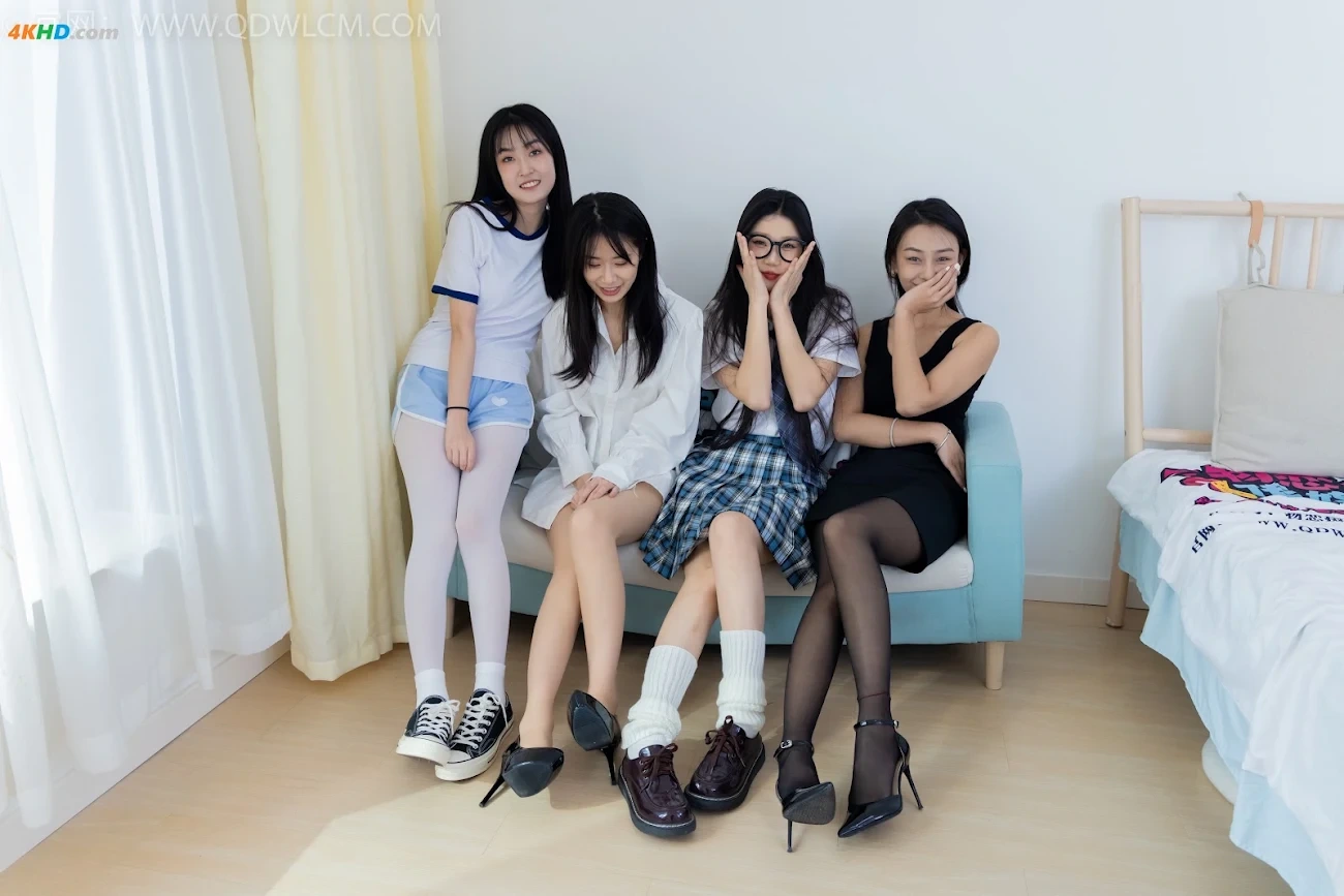 WuLianChuanMei CaiCai&LanLan&XiaoZhu&JiaMu-XinChunKuaiLe — photo 31