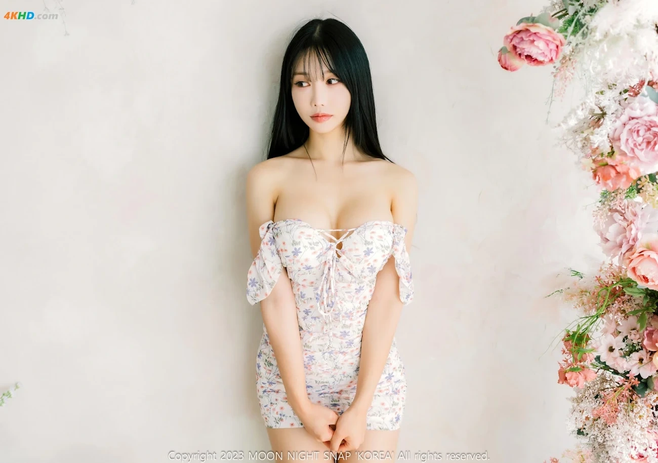 Moon Night Snap - Yunjin Cant have you — photo 2