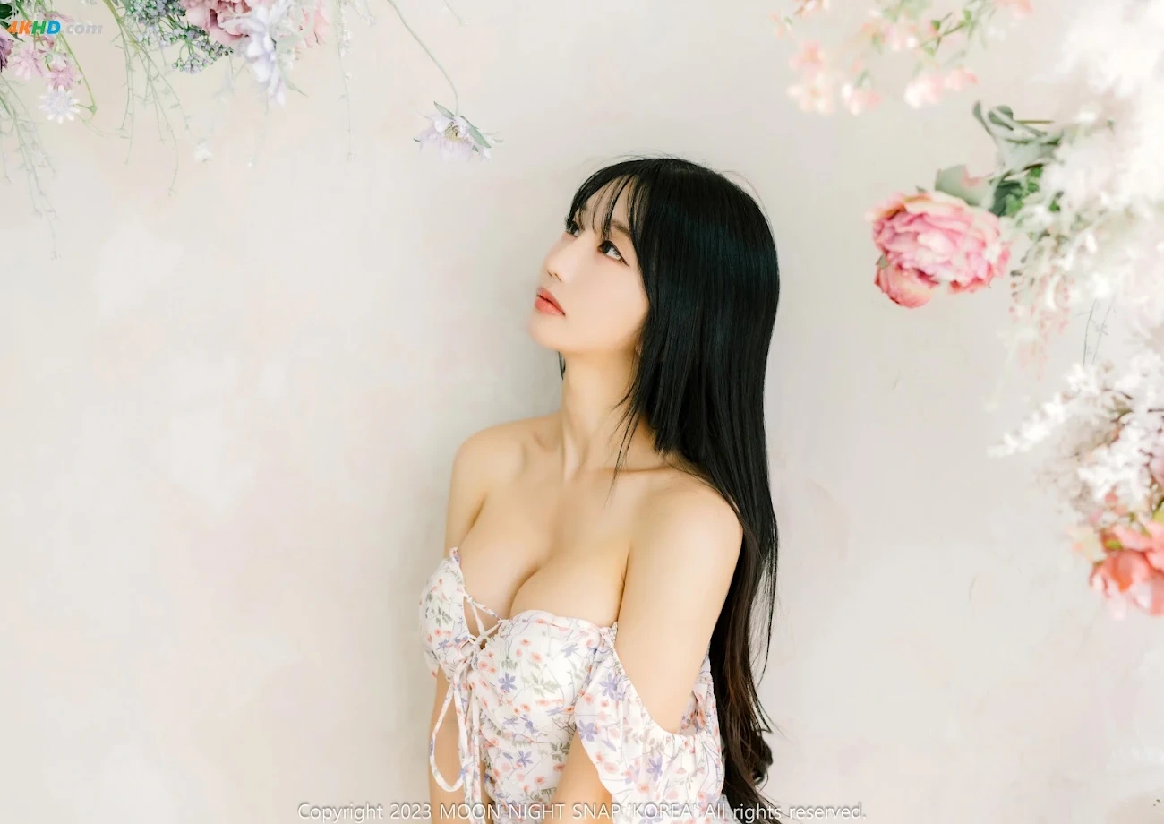 Moon Night Snap - Yunjin Cant have you — photo 4