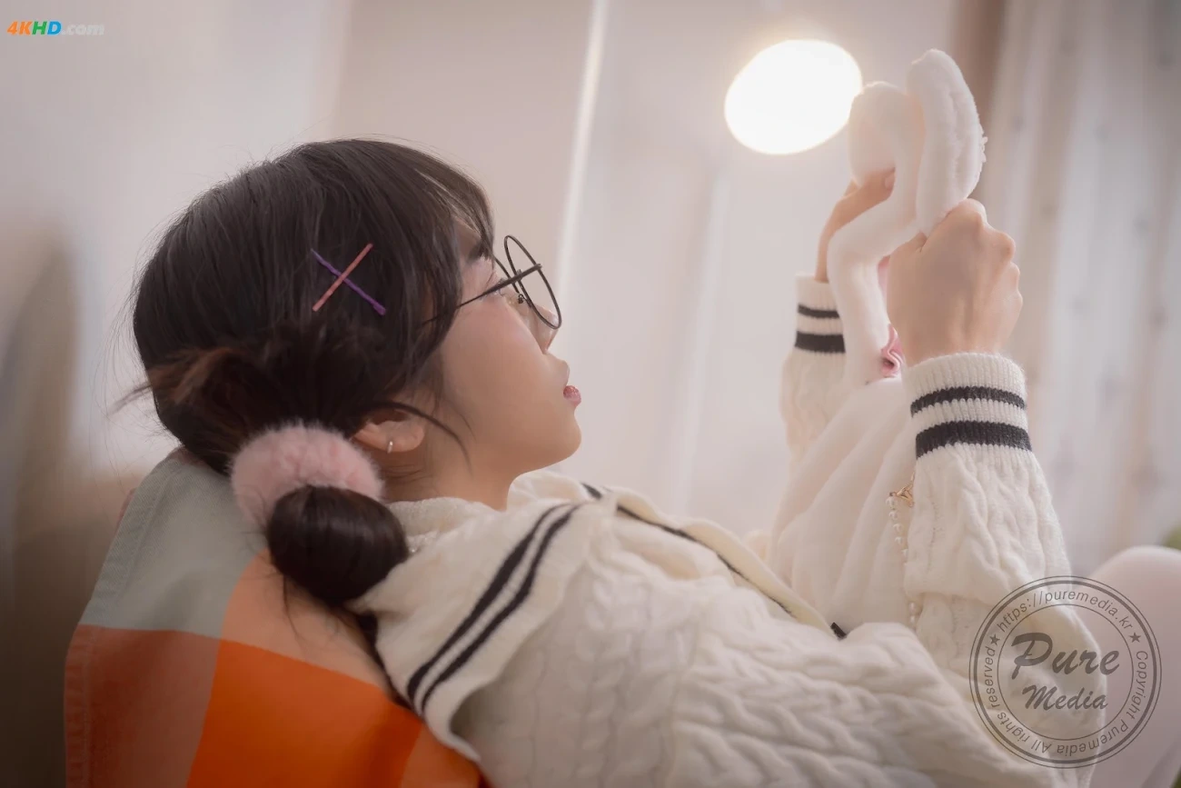 Pure Media Vol.276 Jelly (JelLi) - Girl trapped in a rooftop room — photo 10