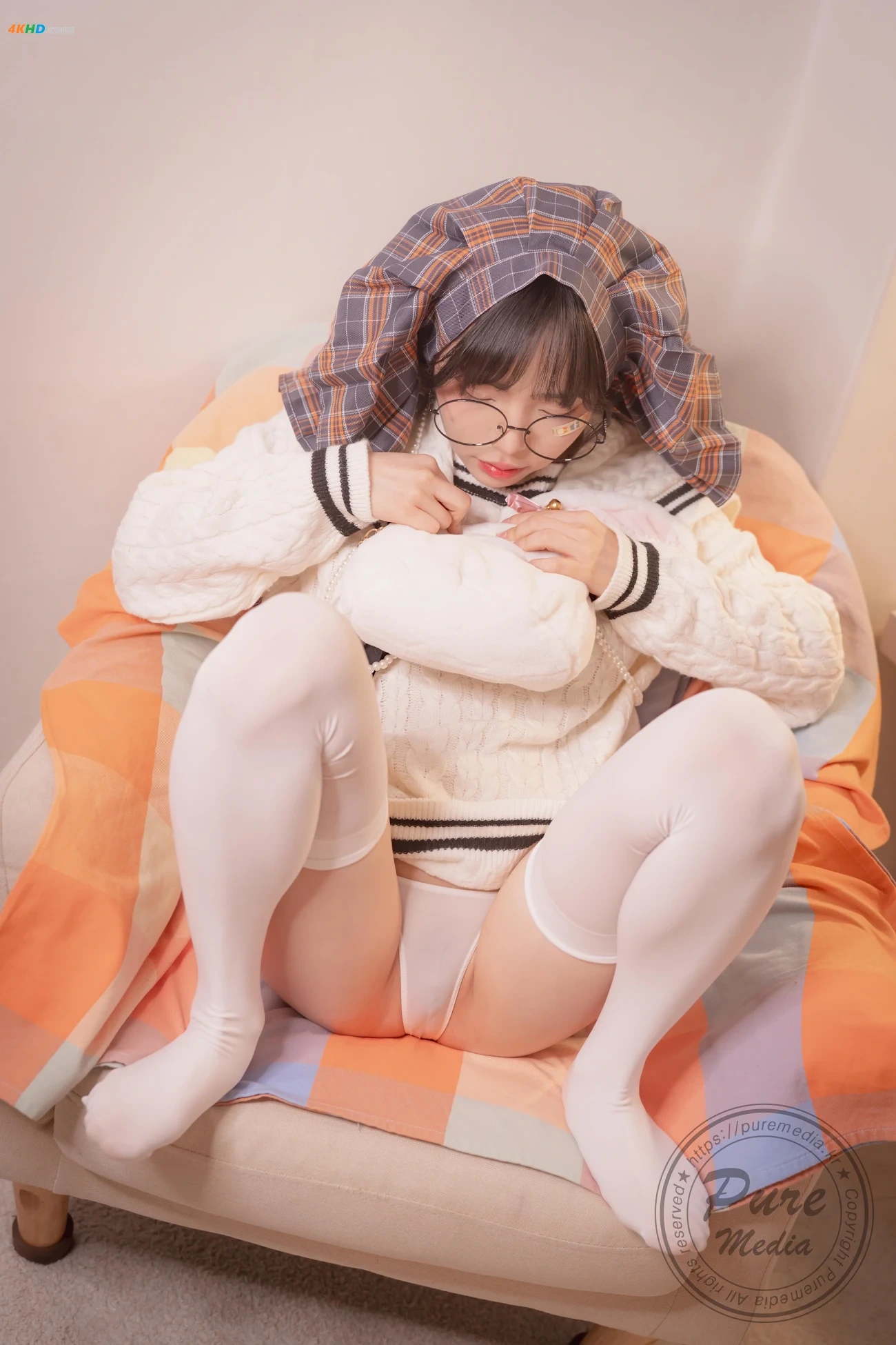 Pure Media Vol.276 Jelly (JelLi) - Girl trapped in a rooftop room — photo 30
