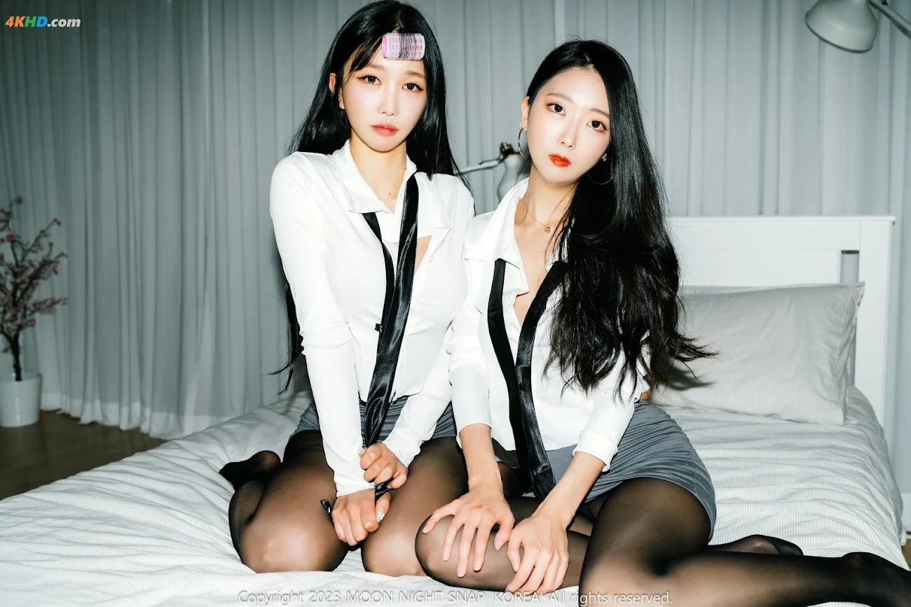 Moon Night Snap - Jucy (JyuSi) x Mona (MoNa) - Stick — photo 3