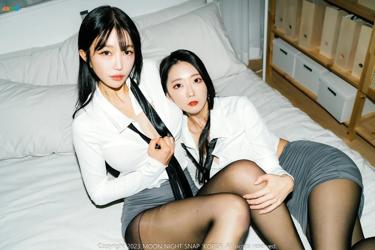 Moon Night Snap - Jucy (JyuSi) x Mona (MoNa) - Stick — photo 6