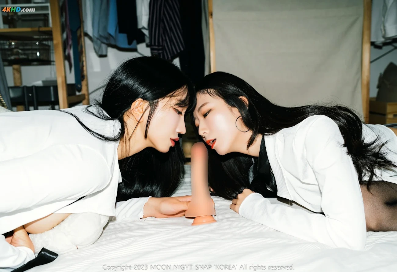 Moon Night Snap - Jucy (JyuSi) x Mona (MoNa) - Stick — photo 64