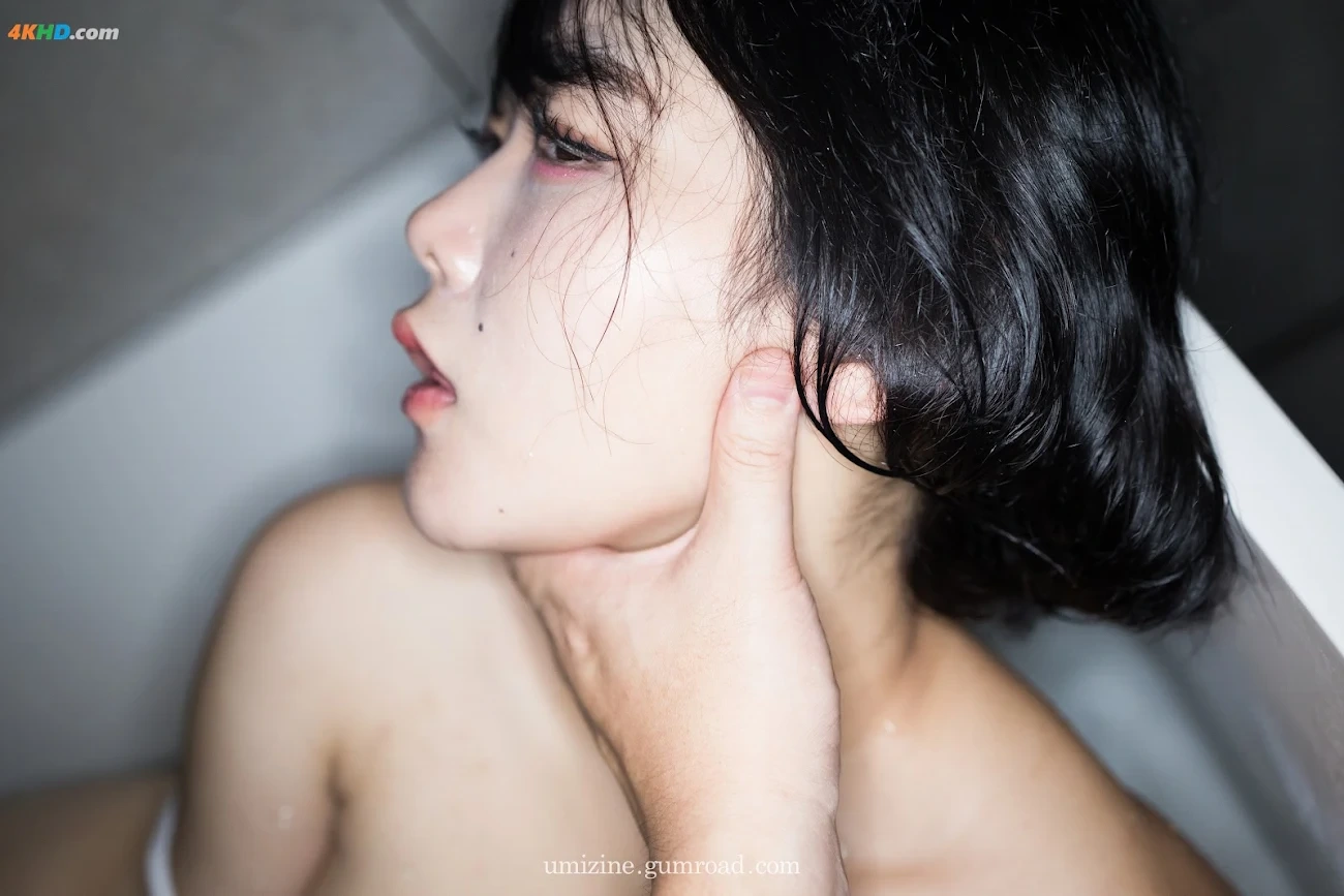 [UMIZINE] Zia (JiA) Vol 2 - Bathtub Mermaid — photo 95