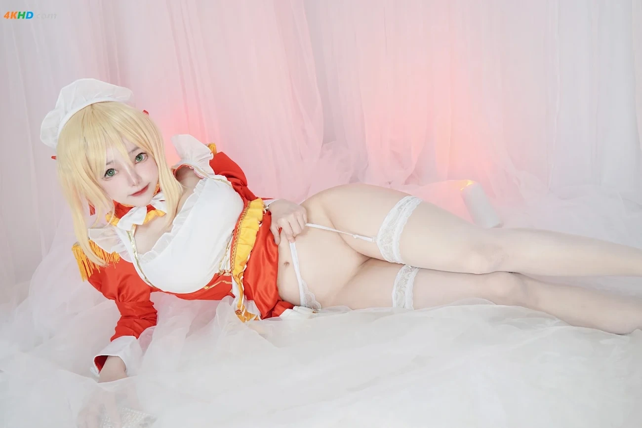 NekoChan - Maid saber nero uncensored nude selfie — photo 1