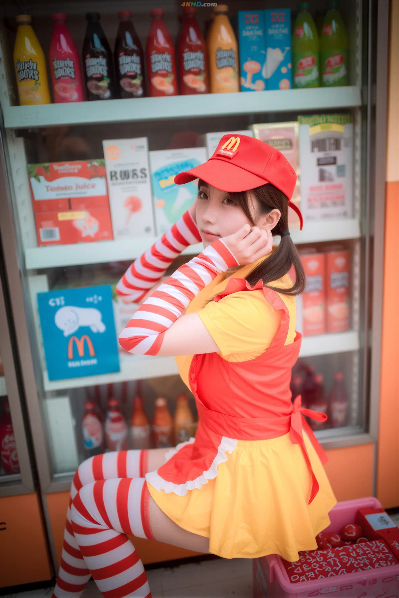 Son Ye Eun (SonYeEun) DJAWA Photo McDonald's Girl — photo 20