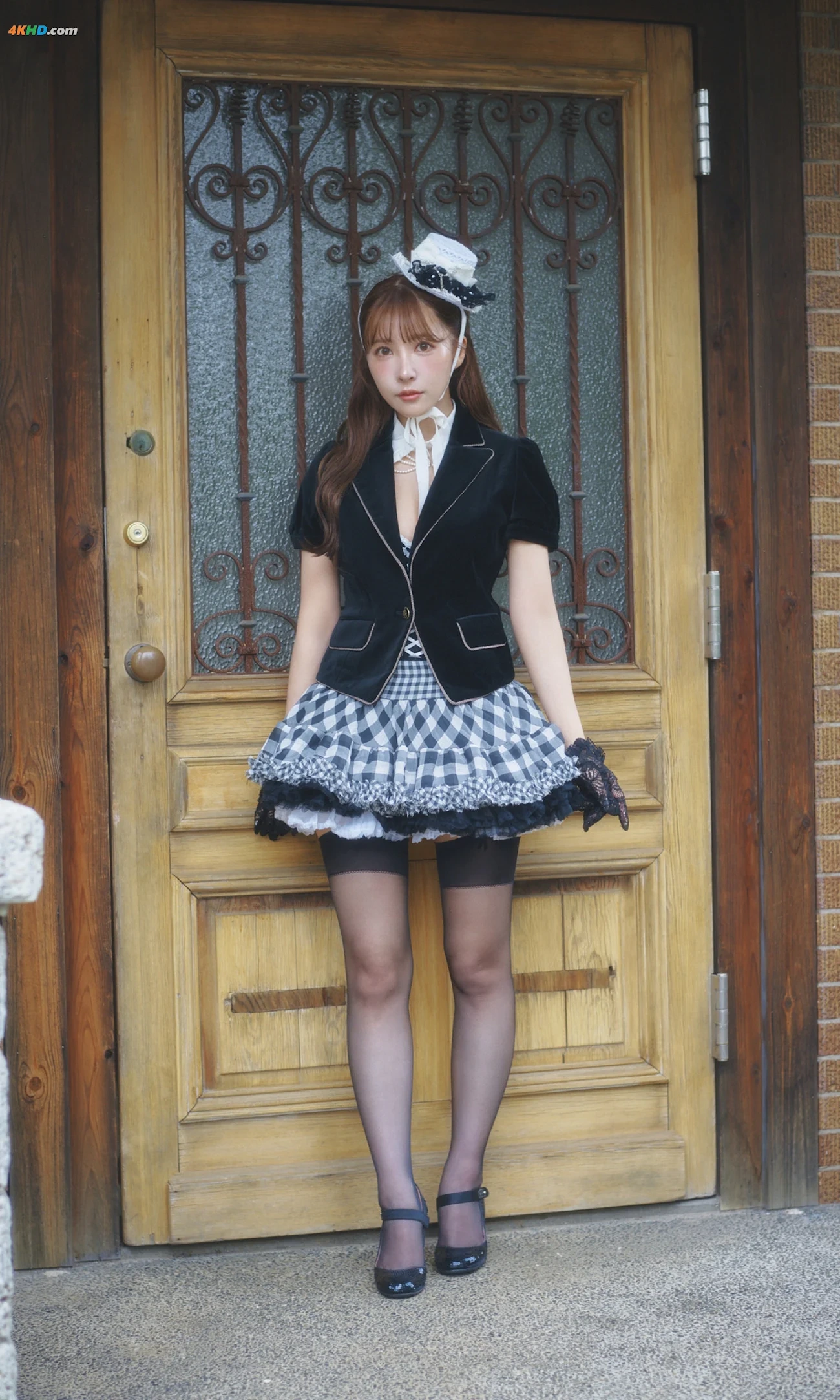 SanShangYouYaXieZhenJi[Your DOLL] — photo 47