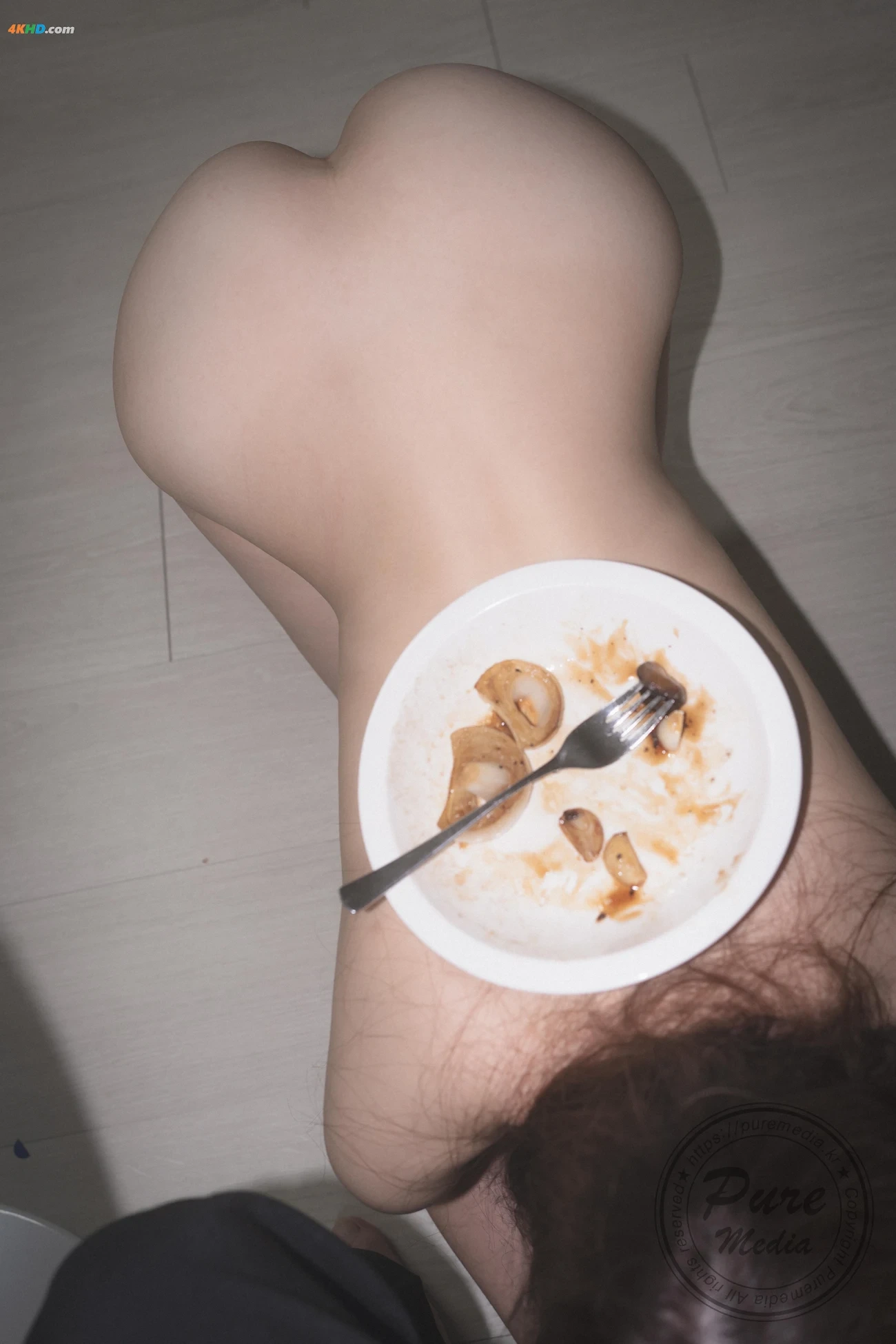 Pure Media Vol.265 - part 02 Yeha (YeHa) Hungry bitch in the stairwell — photo 61