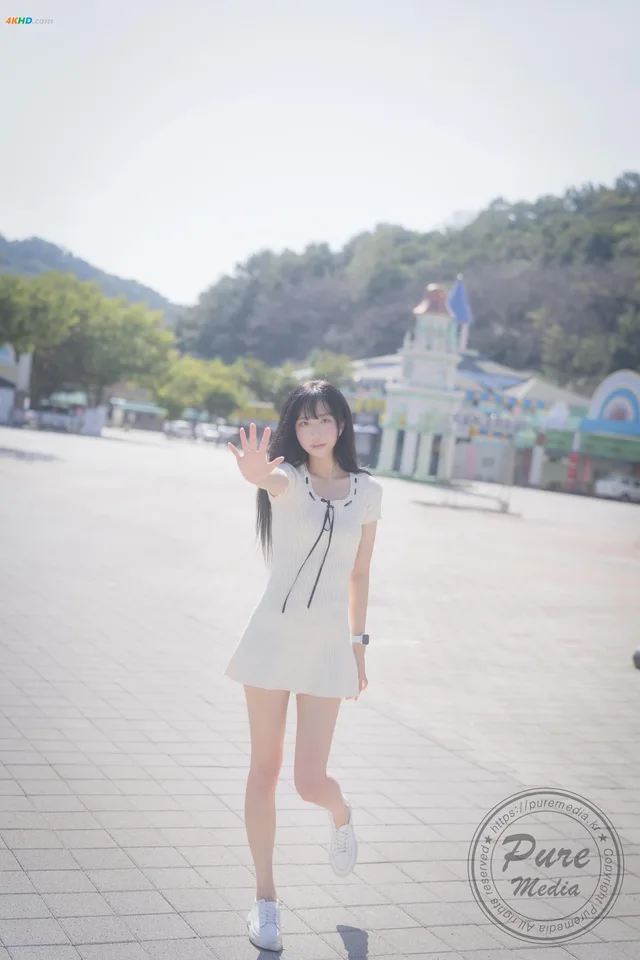 Pure Media Vol.264 - part 01 Hina (HiNa) - Bitxx Training Outdoors