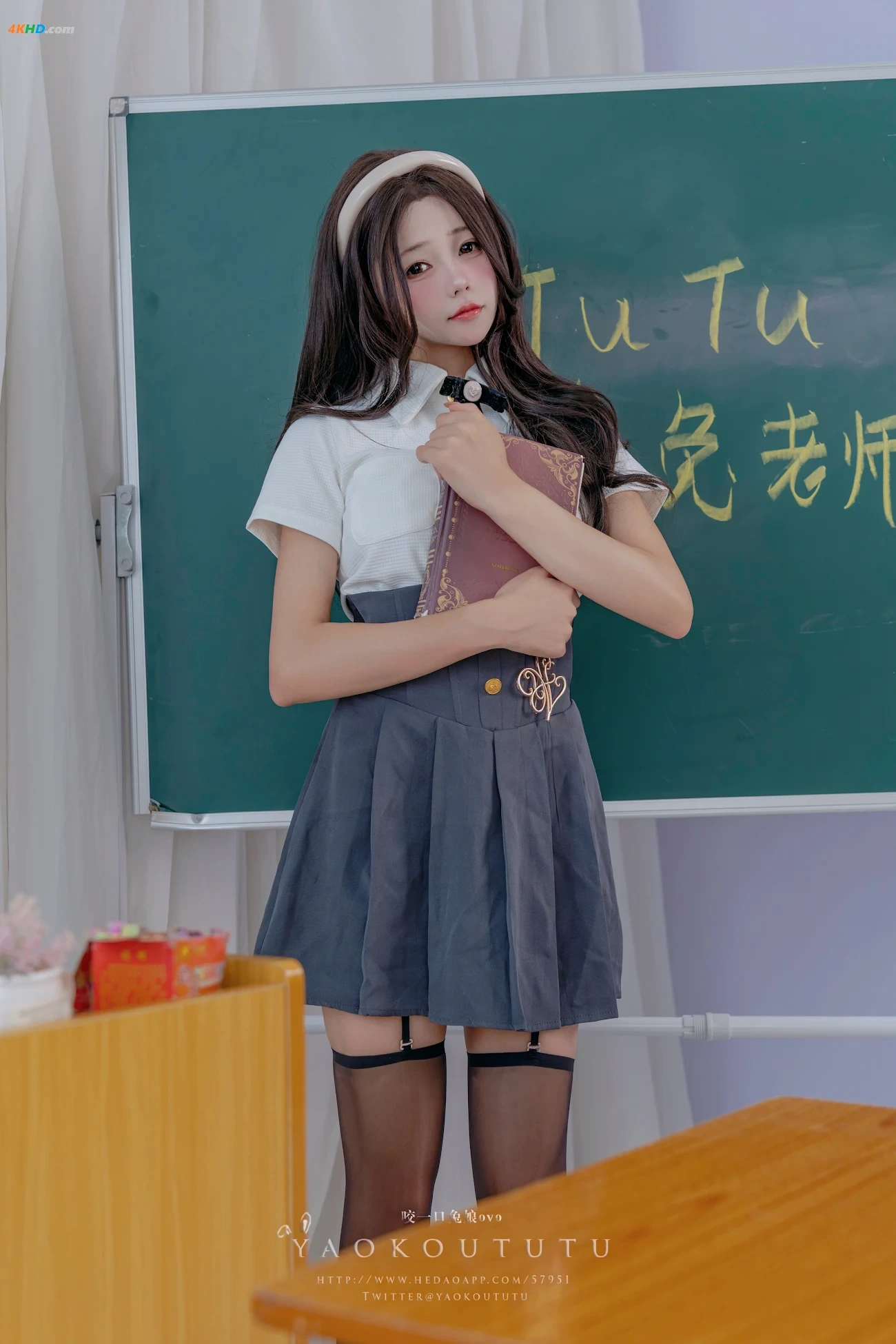 NianNianTuanZiTu(YaoYiKouTuNiang)- ShiXiLaoShiDeHuanYingYiShi&Touch it — photo 17
