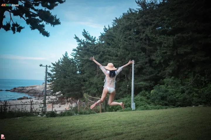 PINK RIBBON - Lee Ahrin - part 01 Bikini Day