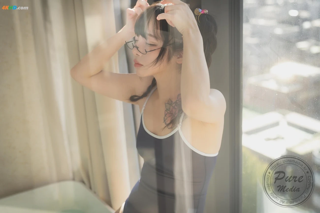 Pure Media Vol.262 - part 01 Jelly (JelLi) - is watching ero animation — photo 75