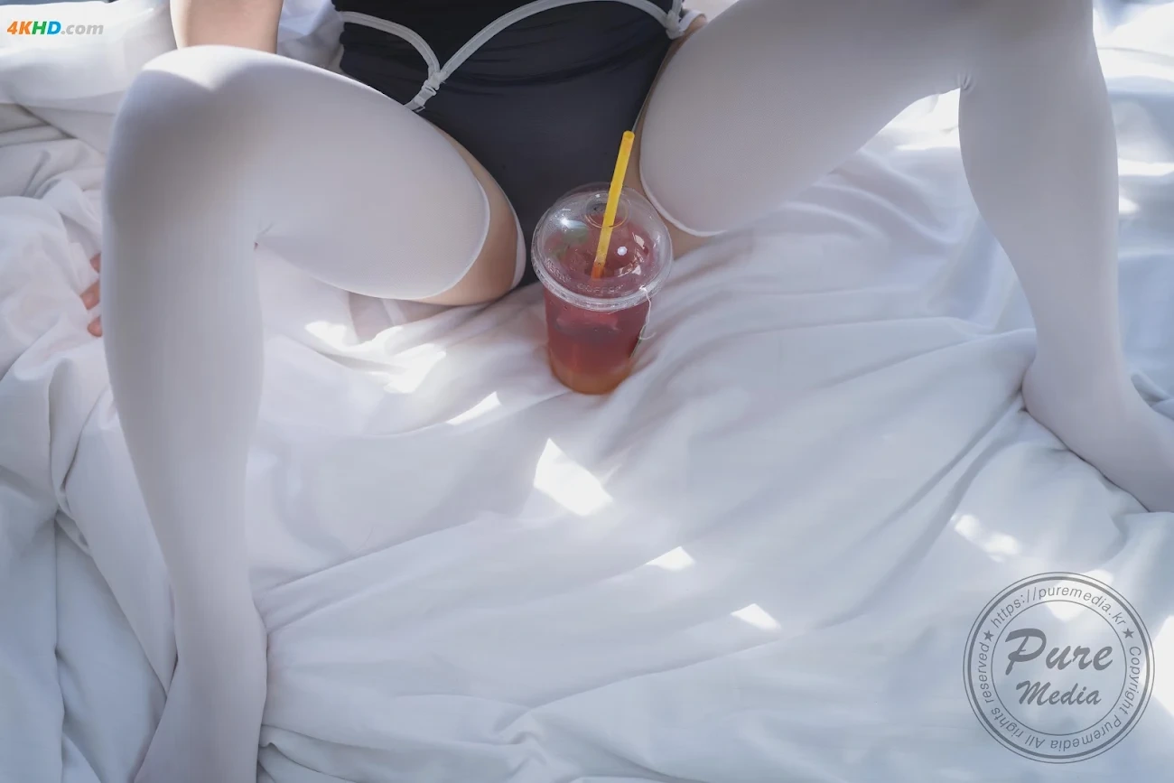 Pure Media Vol.262 - part 02 Jelly (JelLi) - is watching ero animation — photo 21