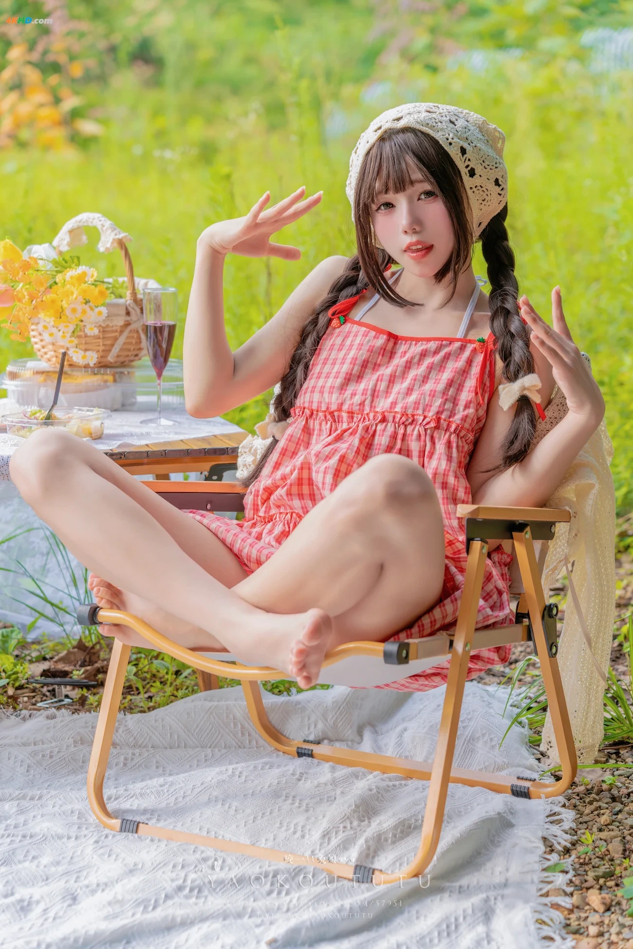 NianNianTuanZiTu(YaoYiKouTuNiang)- LuYeChaHui Lovesick girls — photo 16
