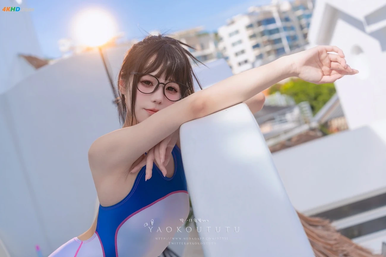 NianNianTuanZiTu - BaYueDingYue[ZhuJiangDeJiaQi]& So Crazy — photo 16