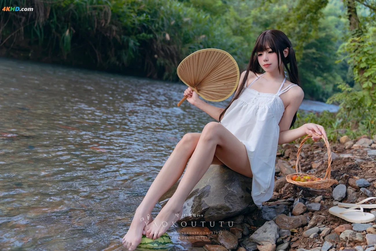 NianNianTuanZiTu(YaoYiKouTuNiang)- BaYueDingYue[SuXiZhiXia]& LianAiXunHuan — photo 19