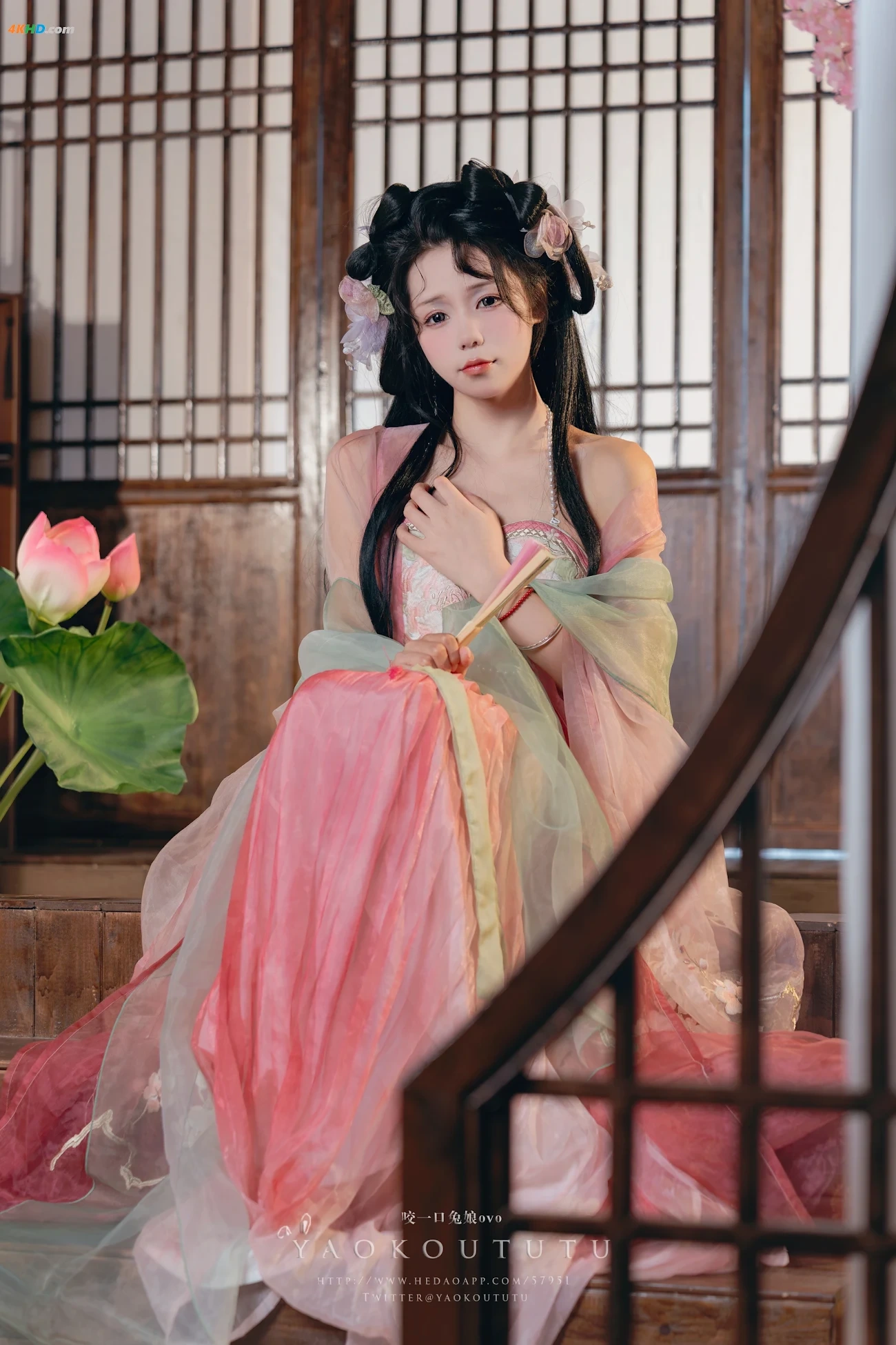 NianNianTuanZiTu(YaoYiKouTuNiang)- BaYueDingYue[ZuiDaoHeTangBian]& YouYuanJingMeng — photo 1