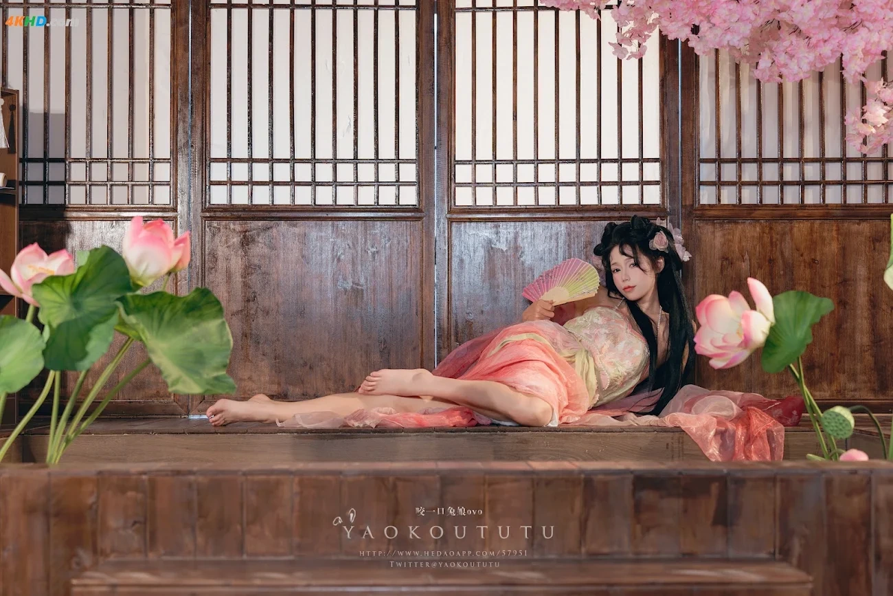 NianNianTuanZiTu(YaoYiKouTuNiang)- BaYueDingYue[ZuiDaoHeTangBian]& YouYuanJingMeng — photo 5