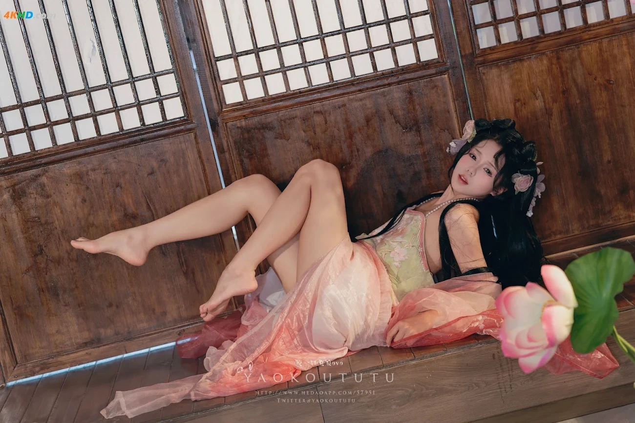 NianNianTuanZiTu(YaoYiKouTuNiang)- BaYueDingYue[ZuiDaoHeTangBian]& YouYuanJingMeng — photo 7