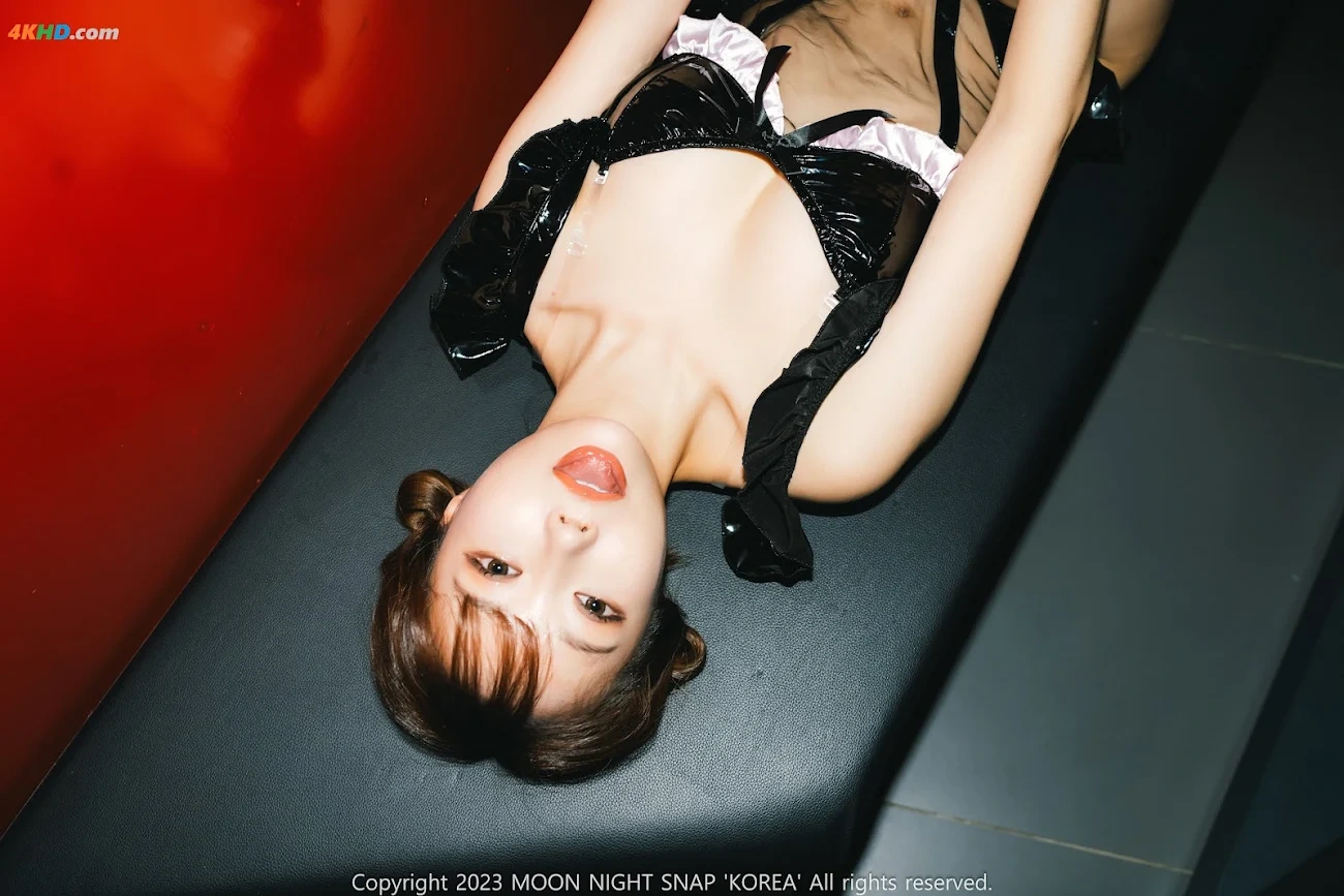 Moon Night Snap - Jucy (JyuSi) Vol.404 - Capturing the Little Devil — photo 10