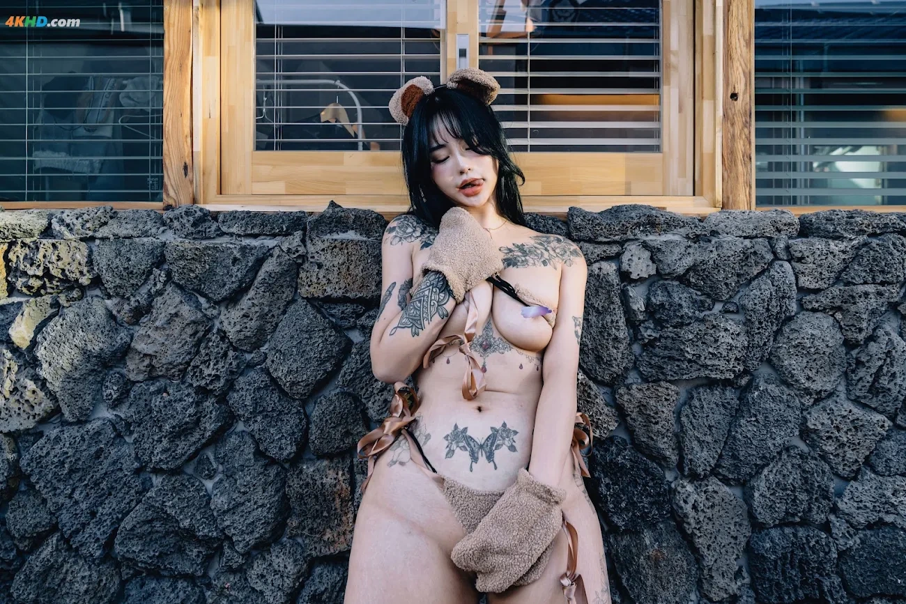 Jeon Bo-Yeon (JeonBoYeon) - Toilet Girl - part 02 — photo 8