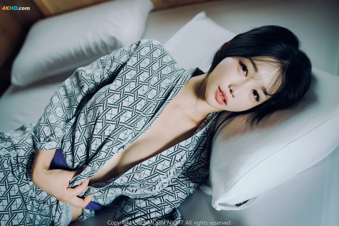 Moon Night Snap - Yunjin 'XingYun(HaengUn)' Digital photobook (ver.s+) — photo 8
