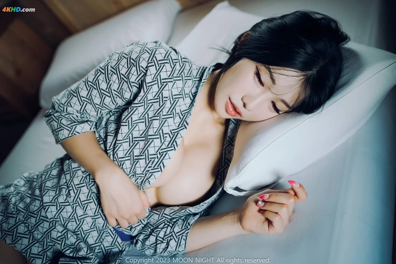 Moon Night Snap - Yunjin 'XingYun(HaengUn)' Digital photobook (ver.s+) — photo 13