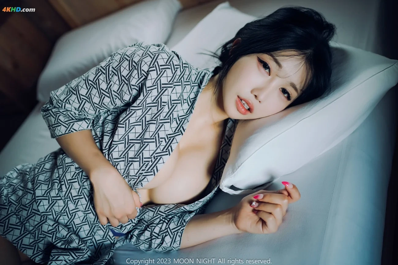 Moon Night Snap - Yunjin 'XingYun(HaengUn)' Digital photobook (ver.s+) — photo 14