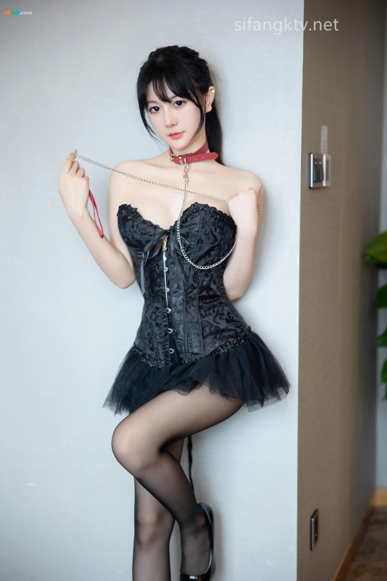 XiuRenWangXieXiaoEn - QingChunNenMoXingGanHeiSiLuJianLiQunGouLian — photo 21