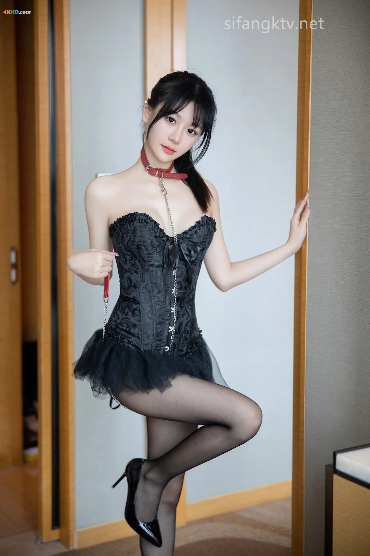 XiuRenWangXieXiaoEn - QingChunNenMoXingGanHeiSiLuJianLiQunGouLian — photo 27
