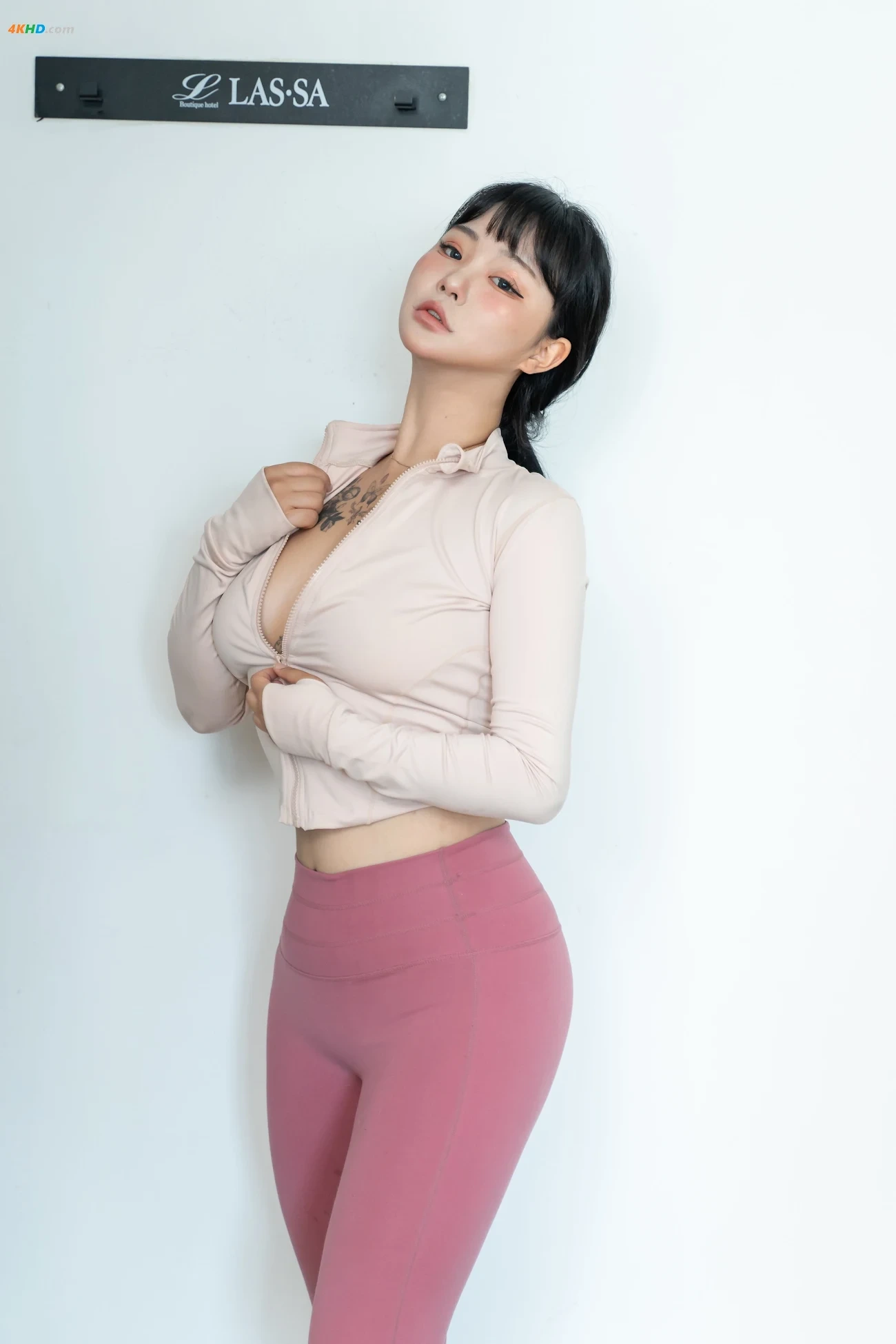 Boyeon (JeonBoYeon) - Nude Leggings — photo 7