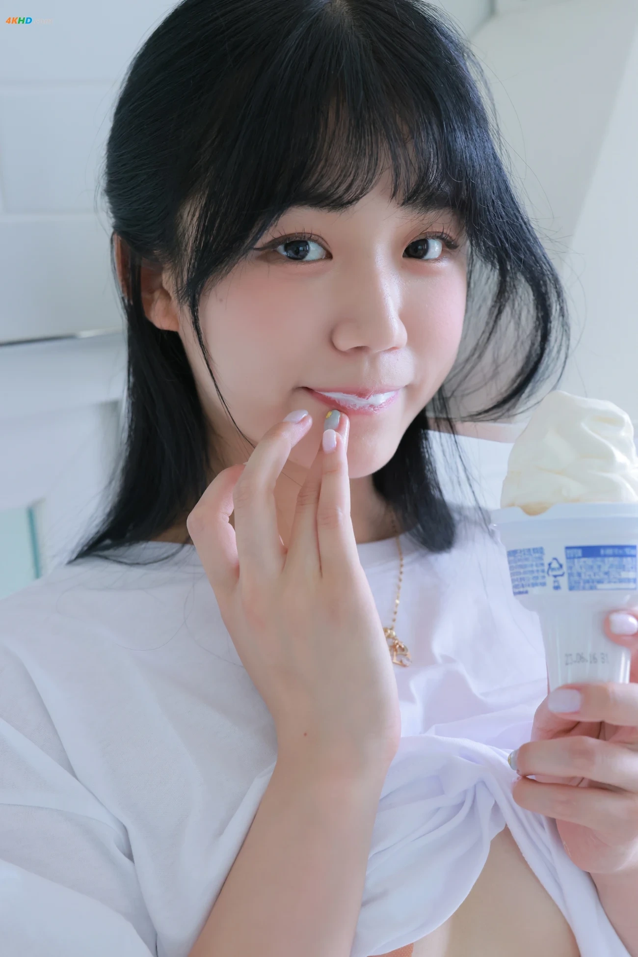 SWTB Vol.18 - part 01 CREAM YUI — photo 62