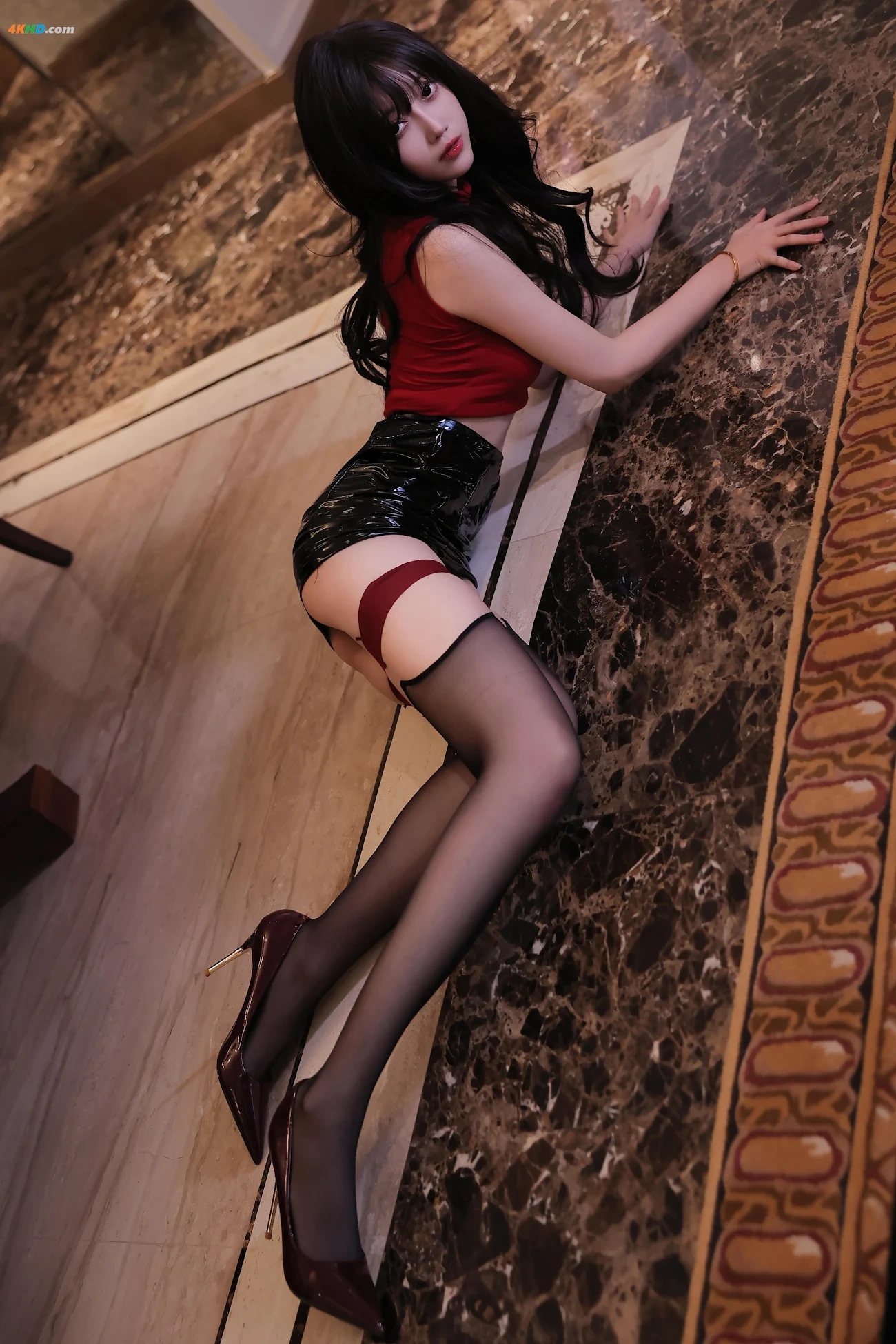 YueErYueer - DiaoDaiHongSeMaoYi — photo 23