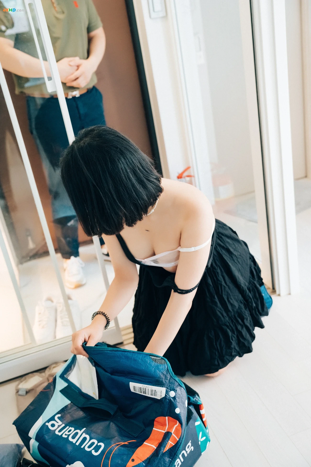 [Loozy] Zia (JiA) - With Delivery Man — photo 20
