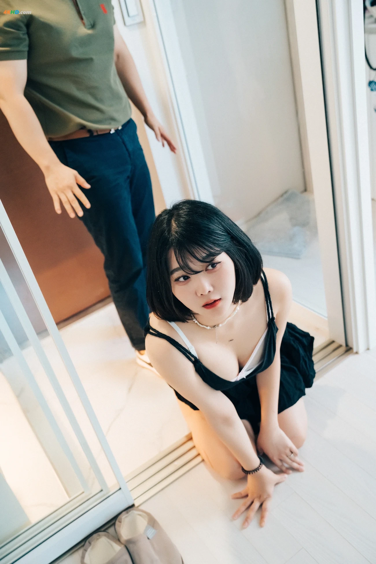 [Loozy] Zia (JiA) - With Delivery Man — photo 26