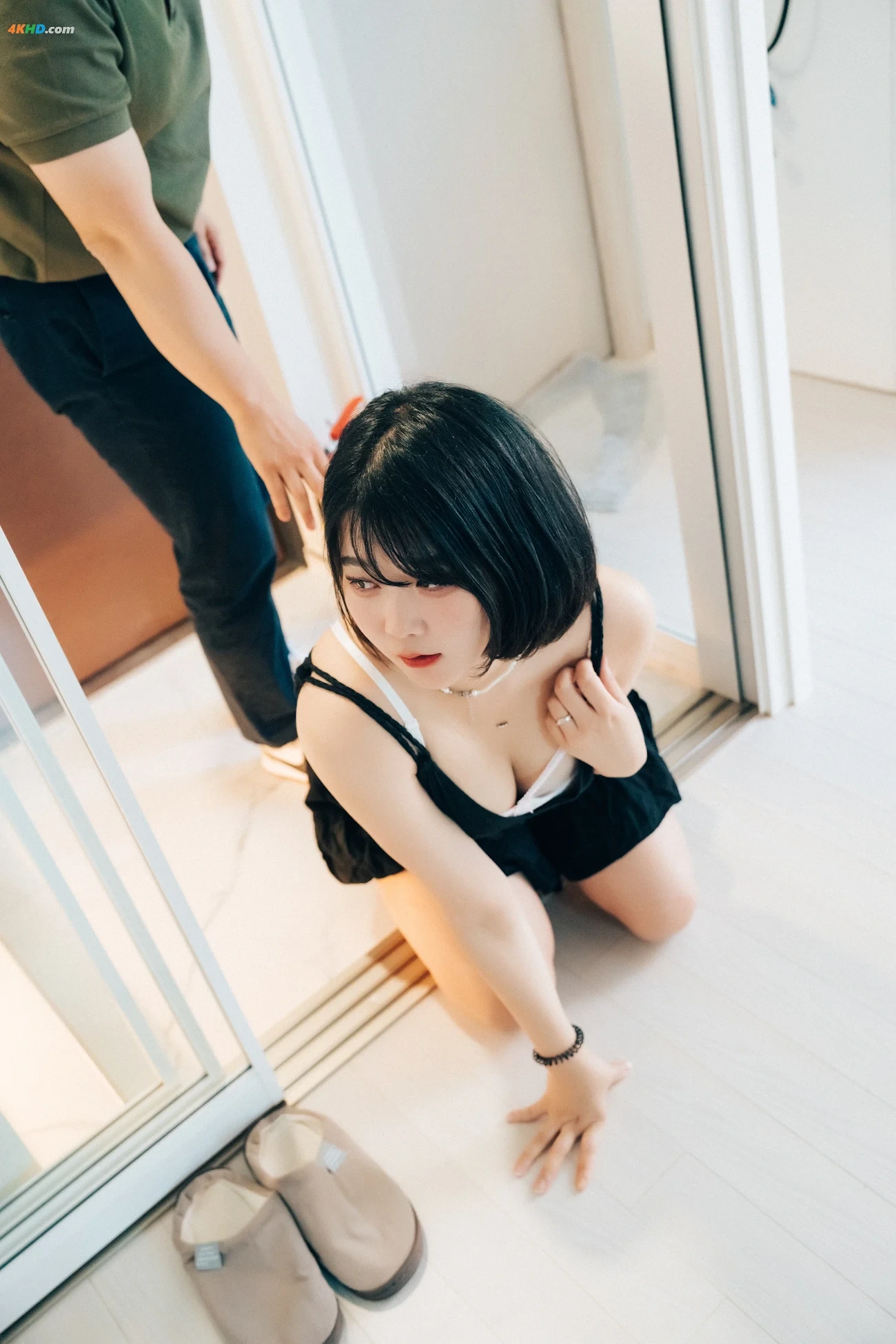 [Loozy] Zia (JiA) - With Delivery Man — photo 28