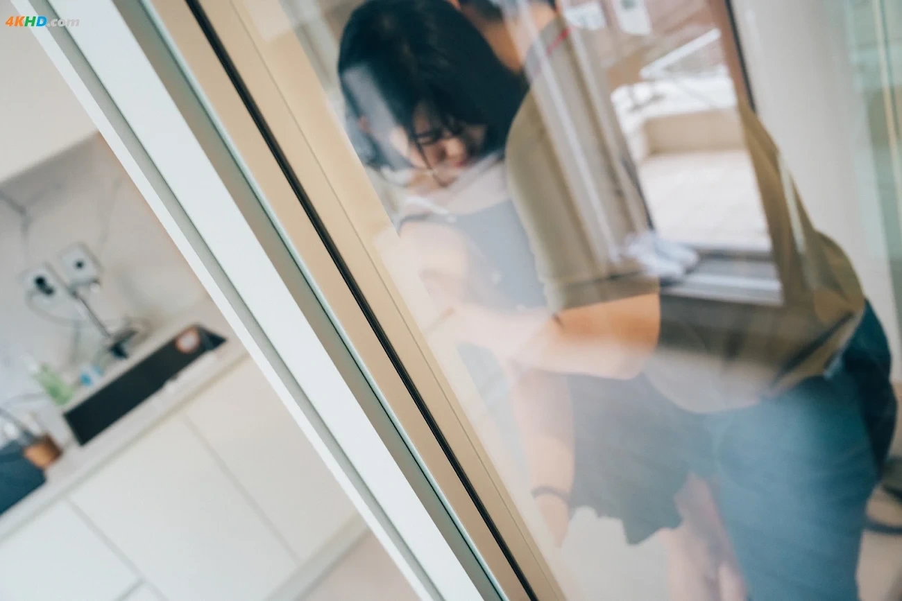 [Loozy] Zia (JiA) - With Delivery Man — photo 43