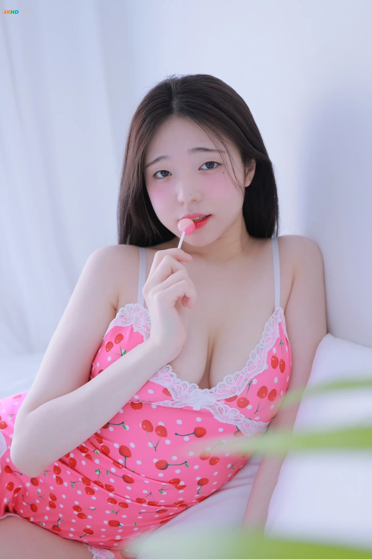 Yeon Woo (YeonU) - Cherry + Candy - part 01 — photo 36