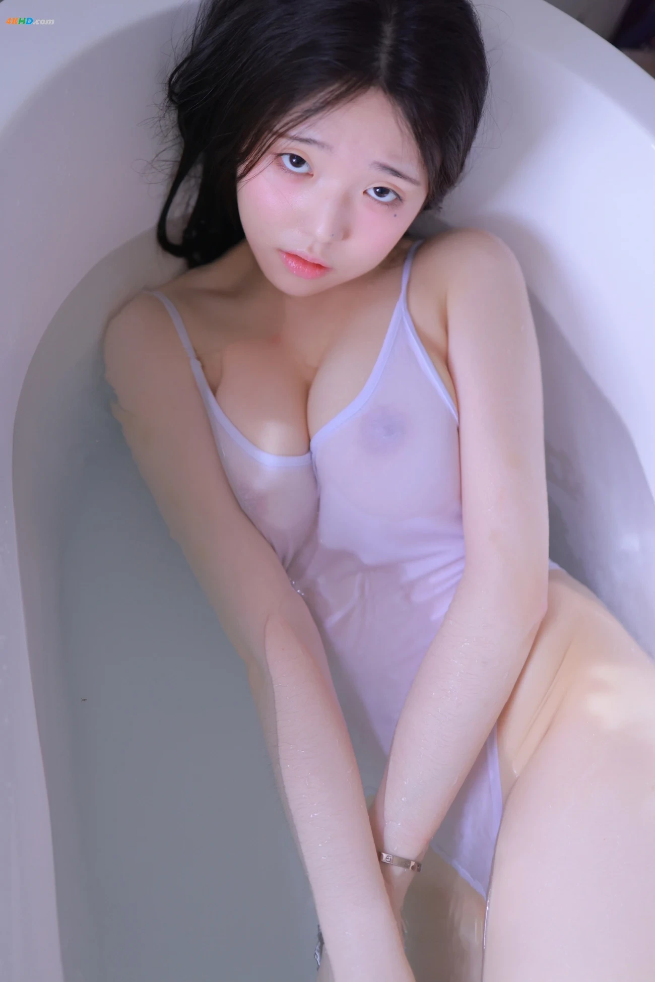 Yeon Woo (YeonU) - Bath Tub - part 02 — photo 128