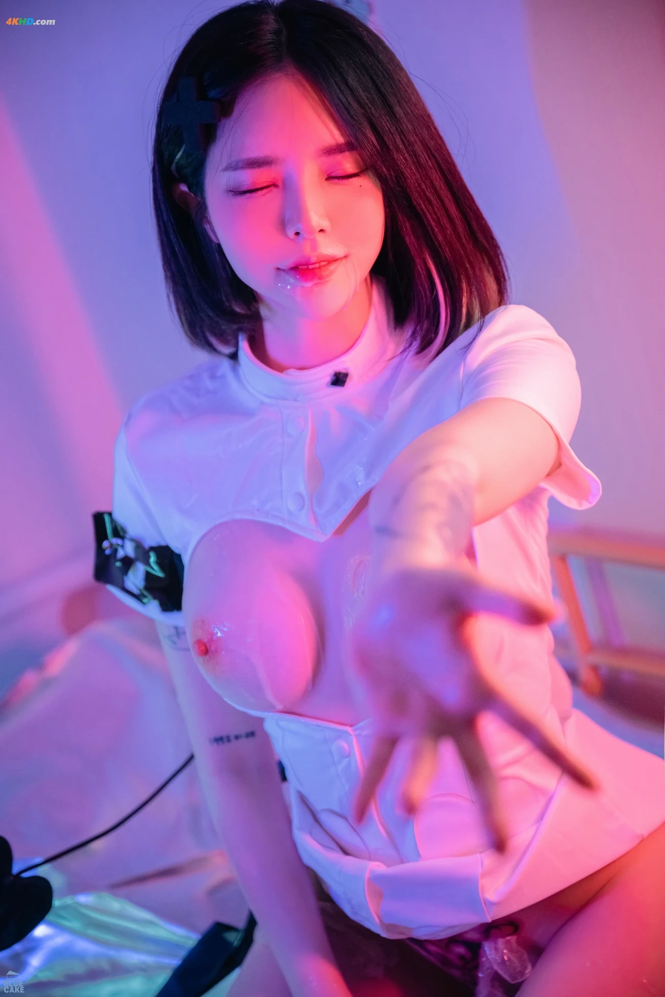 Hikari Vol.04 BAD DOCTOR Succubus RED — photo 79