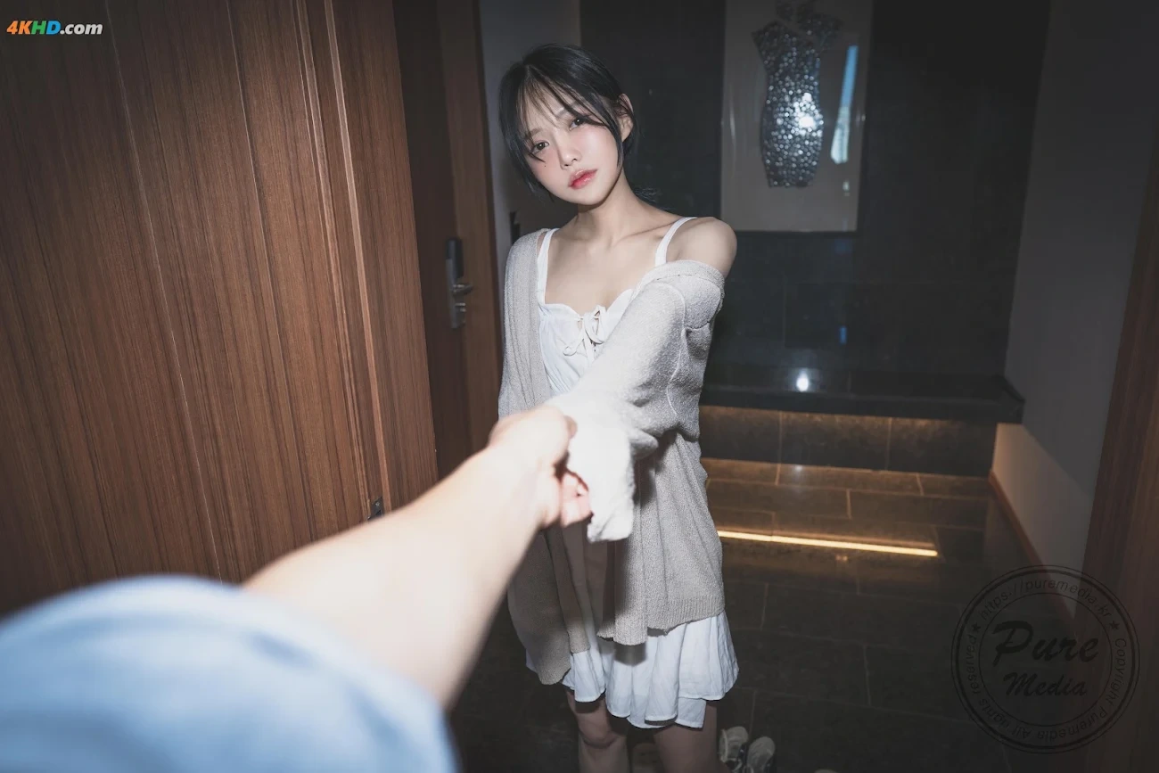 Pure Media Vol.208 - Romi Hot Date with His Girl — photo 44