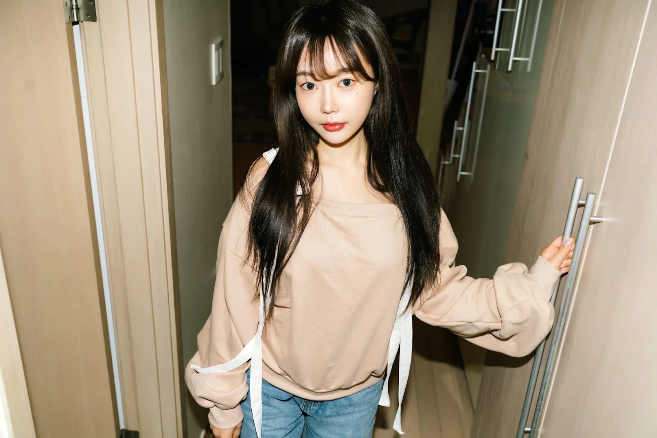 Moon Night Snap - Jucy (JyuSi) Girlfriend's Room — photo 2