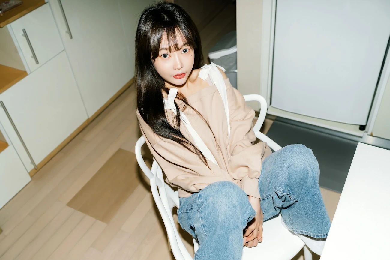 Moon Night Snap - Jucy (JyuSi) Girlfriend's Room — photo 4