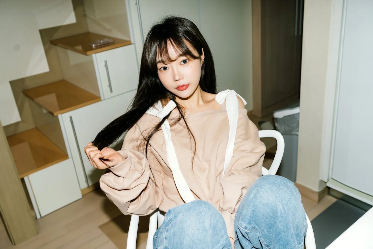 Moon Night Snap - Jucy (JyuSi) Girlfriend's Room — photo 5