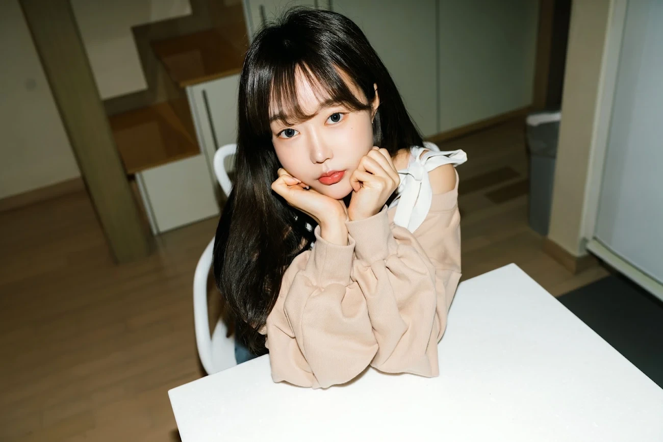 Moon Night Snap - Jucy (JyuSi) Girlfriend's Room — photo 7