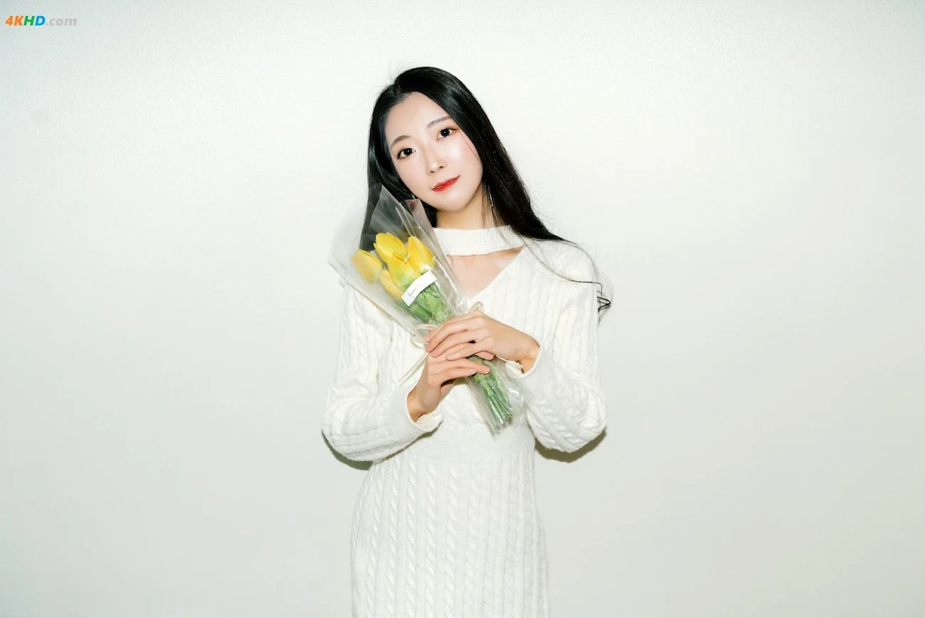 Moon Night Snap - Mona (MoNa) - in the room — photo 16