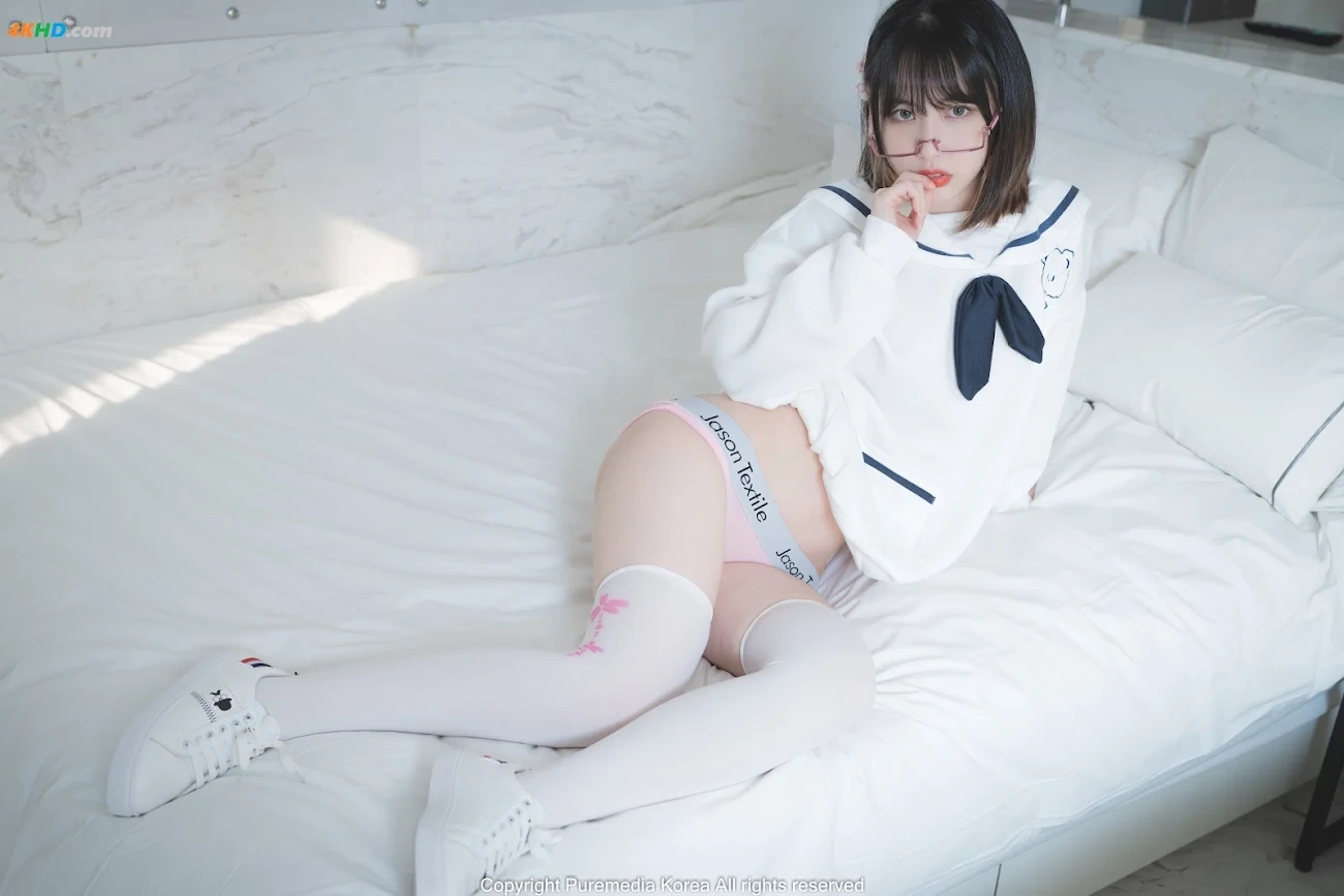 Pure Media Vol.134 Uhye (IYuHye) — photo 17