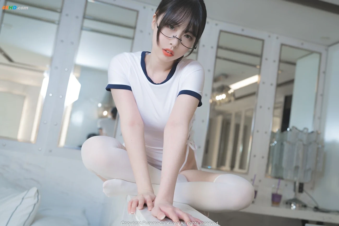 Pure Media Vol.134 Uhye (IYuHye) — photo 43