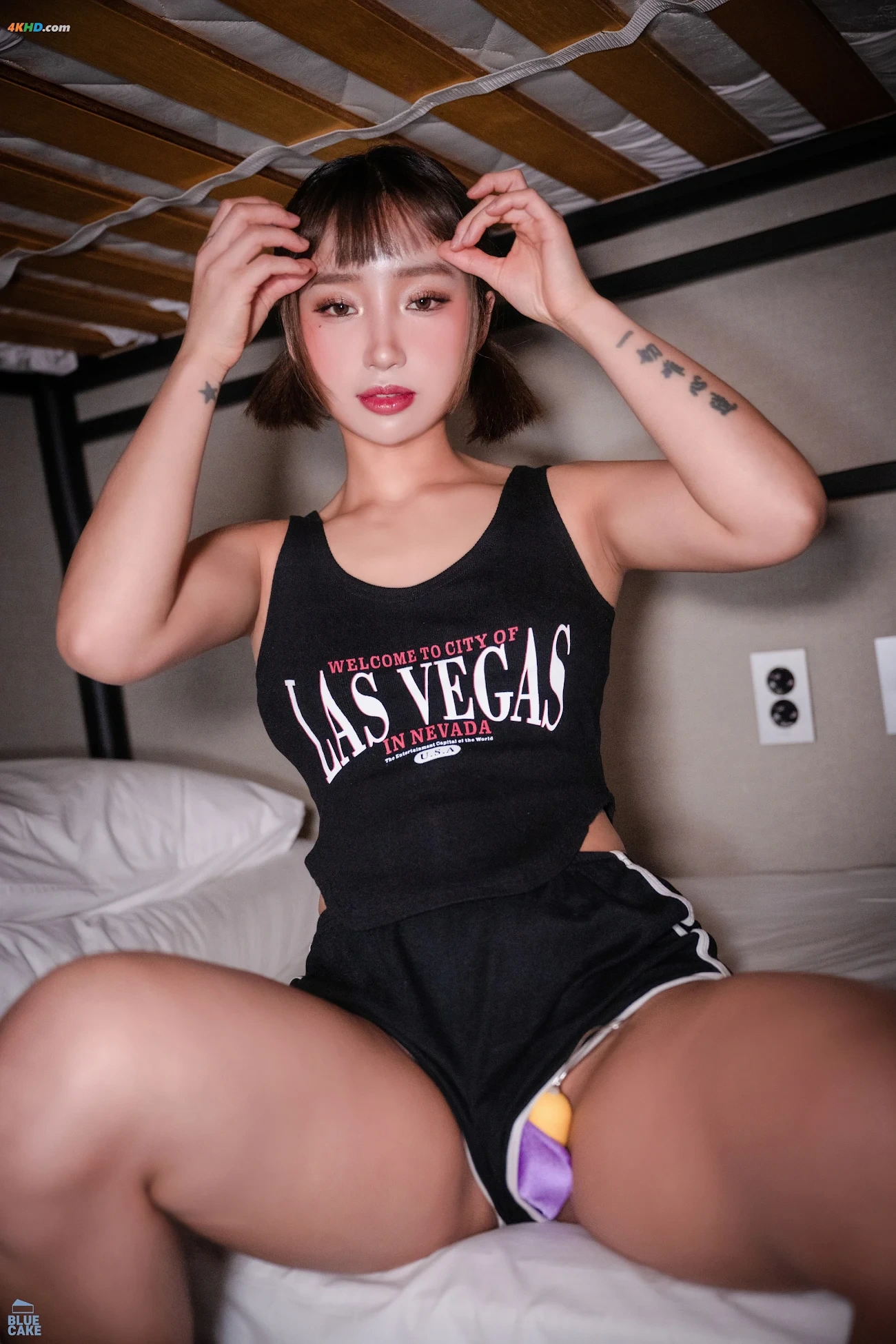[BLUECAKE] Booty Queen - Love in the Dormitory (+RED.Ver) — photo 62
